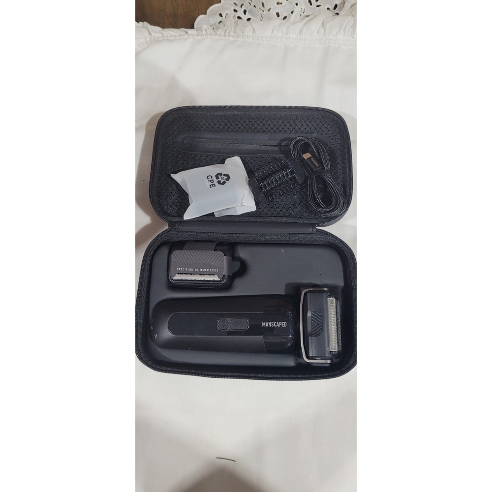Manscaped The Chairman Pro Electric Foil Shaver w/Case (Good Condition & Clean)